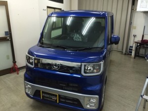 ダイハツウェイクルーフラッピング