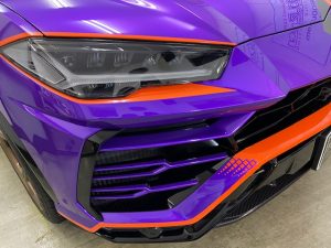 ランボルギーニウルスデザインラッピングヘッドライト周りオレンジ