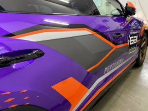 ランボルギーニウルスデザインラッピングサイド貼り合わせ右