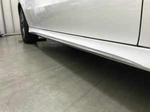 メルセデスベンツclaメッキ貼り施工サイドステップ完成