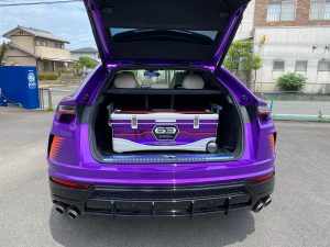 ランボルギーニウルスデザインラッピングクーラーボックス積載時
