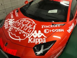 ガムボール3000カーラッピングステッカー貼り