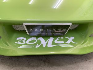 ポコンインテバイナルグラフィック施工完成