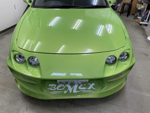 ポコンインテバイナルグラフィック施工完成