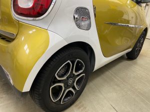 スマートフォーツーリペアラッピング施工完成反対側