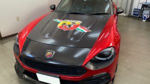 アバルト１２４スパイダーフルラッピング
