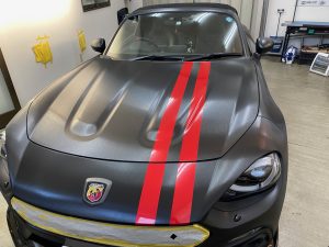 アバルト１２４スパイダーフルラッピング