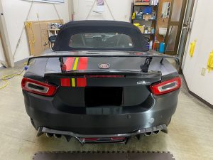 アバルト１２４スパイダーフルラッピング