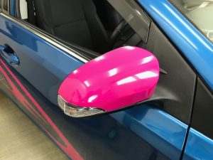 トヨタ オーリス 右ドアミラーラッピング完成