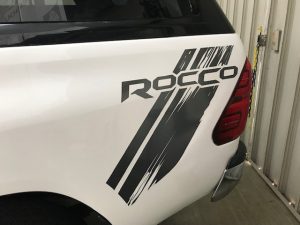 ハイラックストラック純正海外アジア仕様デカール