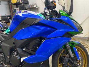 カワサキニンジャ1000sxフルラッピングカウル型取り