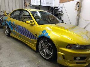 ミツビシ ギャランVR-4 バイナルグラフィック施工完成右