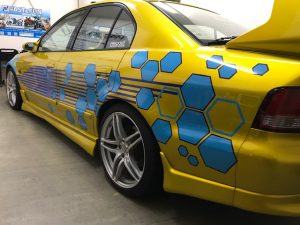 ミツビシ ギャランVR-4 バイナルグラフィック施工完成左後ろ