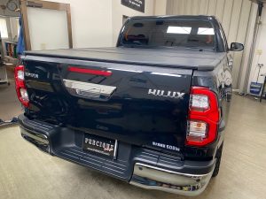 トヨタハイラックスフルラッピング施工前