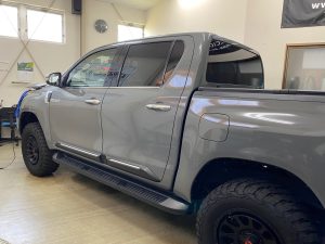 トヨタハイラックスフルラッピング完成