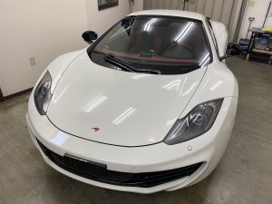 マクラーレンMP4-12Cスパイダーフルラッピング施工前前