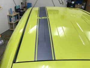 トヨタスペイドオリジナルストライプシルバーカーボン完成ルーフ