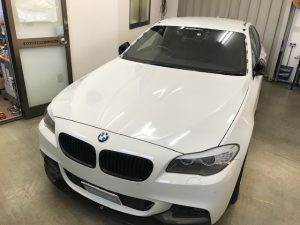 bmw5シリーズルーフラッピング
