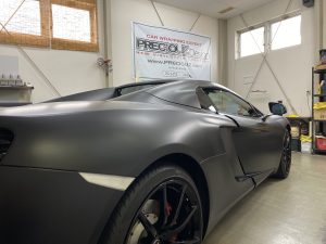 マクラーレンMP4-12Cスパイダーフルラッピングマットブラック完成右リア