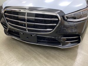メルセデスベンツ Sクラス メッキモールラッピング