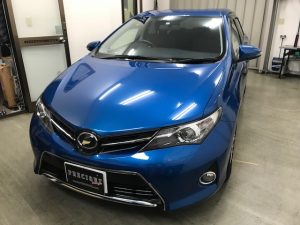 トヨタオーリス　グラフィック貼り施工前
