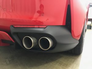 フェラーリ812スーパーファストカーボンラッピングマフラー周り