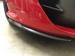 フェラーリ812スーパーファストカーボンラッピングフロントリップスポイラー