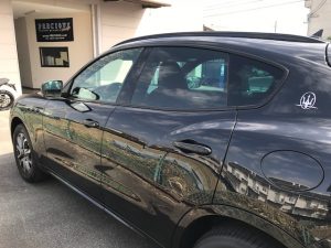 マセラティレバンテメッキモールブラックアウト完成