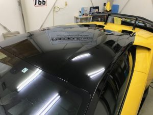 ラボルギーニウラカンペルフォルマンテルーフラッピング前からの流れもバッチリ