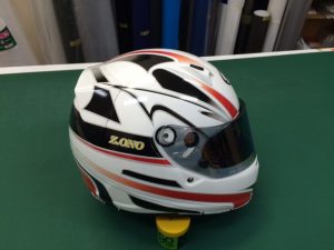 アライSK-6ヘルメットラッピングカラーサンプル貼り