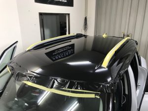 ミニクロスオーバールーフラッピング作業ひと段落左