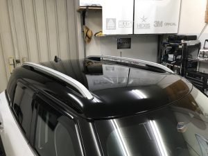 ミニクロスオーバールーフラッピング完成右前