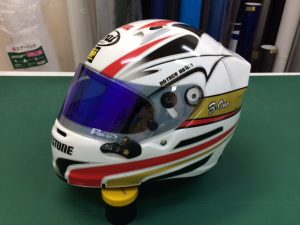 アライSK-6ヘルメットラッピングカラーサンプル貼り最後