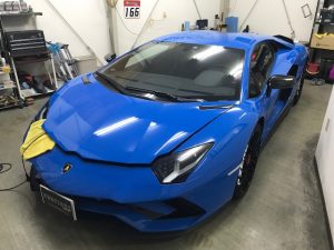 ランボルギーニ アヴェンタドールSルーフラッピング施工前