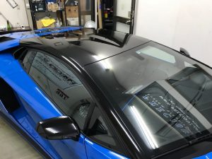 ランボルギーニ アヴェンタドールSルーフラッピング施工完成