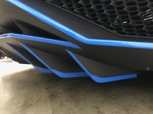 ランボルギーニアヴェンタドールアンダーライン貼り
