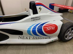フォーミュラーエンジョイ２デザインラッピング完成