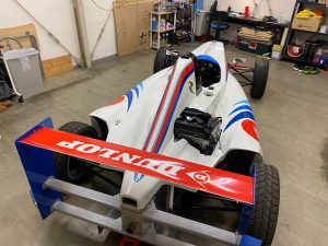 フォーミュラーエンジョイ２デザインラッピング完成リアウィング