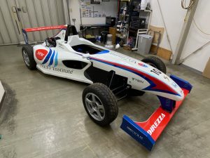 フォーミュラーエンジョイ２デザインラッピング完成