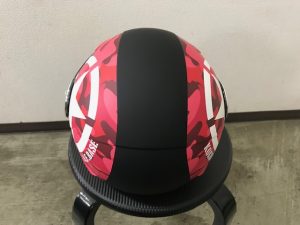 ヘルメットラッピング子供用ヘルメット迷彩カラー完成上