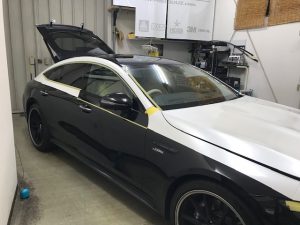 メルセデスAMGGT53ツートンラッピング施工Fドアとリアゲート