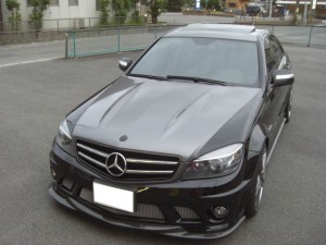 メルセデスベンツC６３ ボンネット、ルーフ、トランクツートンデザインラッピング（ガンメタル）